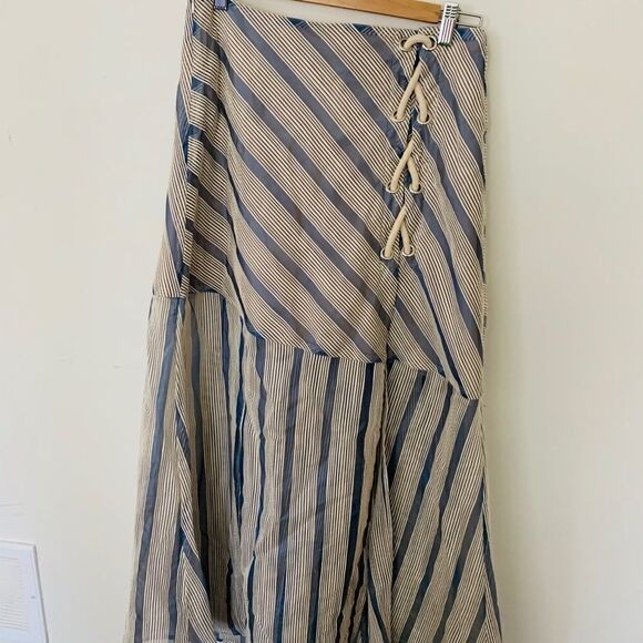 Beachy Striped Skirt with Rope Details - Picture 3 of 5